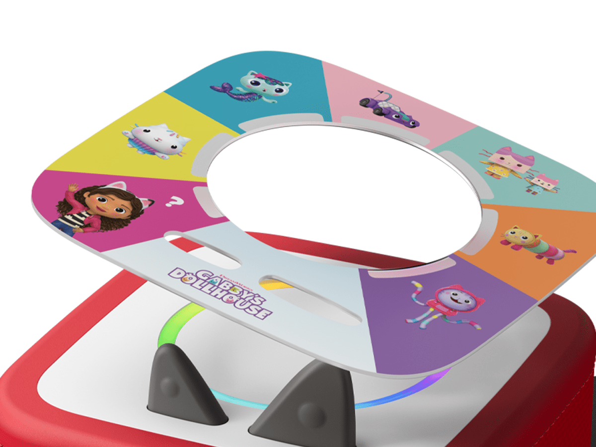 Gabby’s Dollhouse ToniePlay Game on a red toniebox 2 audioplayer for kids