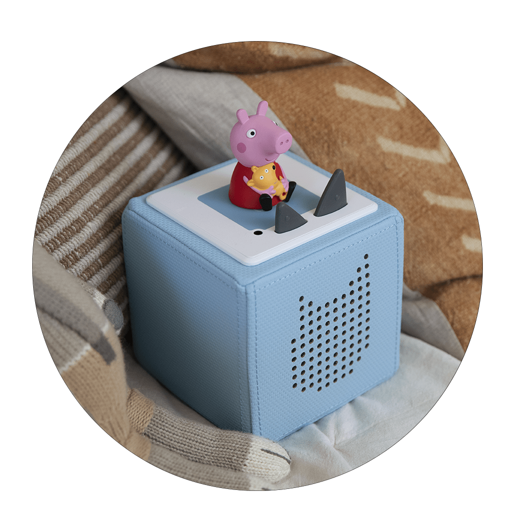 Blue Toniebox with Peppa Pig Tonie