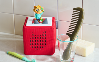 Daniel Tiger Tonie on a Toniebox ready for tooth brushing time!