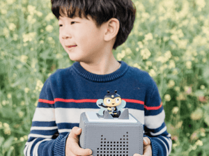 Child Playing With Favorite Children'S Songs: Bugs! Tonie