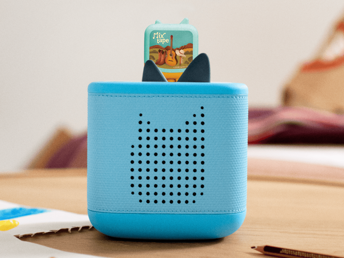 Mixtape - Country Music Pocket Tonie on a blue toniebox 2