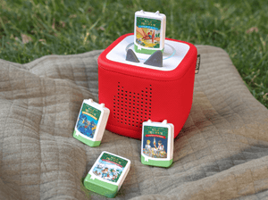 Lifestyle Image Of A Toniebox 2 And Magic Treehouse