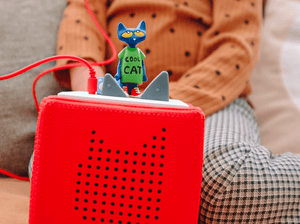 Child Playing With Pete The Cat Tonie