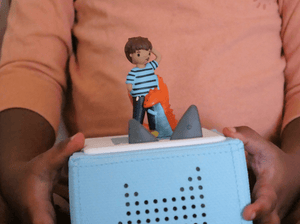 Child Playing With Planet Omar: Accidental Trouble Magnet Tonie