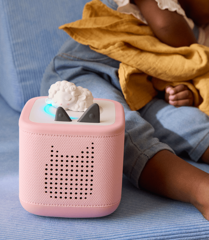 Sleepy Sheep on a pink Toniebox 2