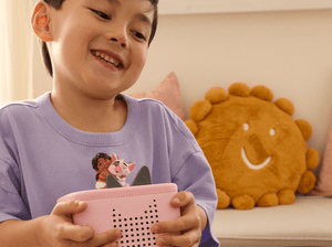 Child Playing With Disney Moana 2: Simea Tonie