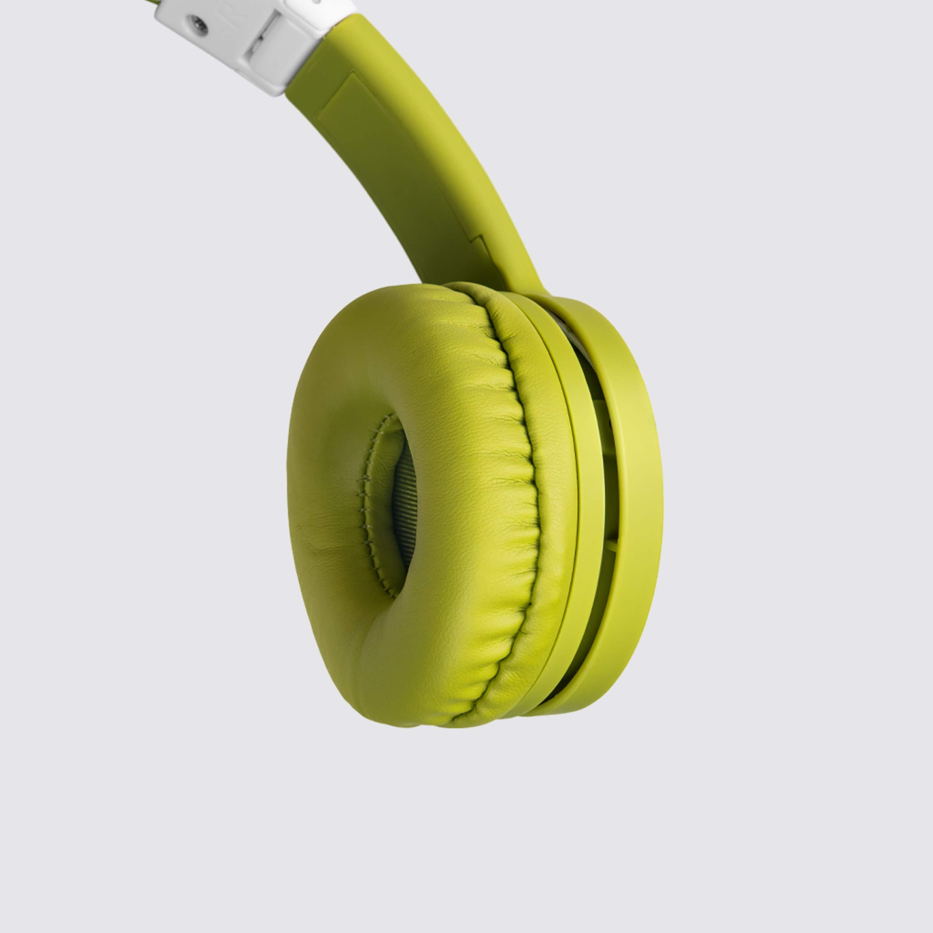 Tonies Green Toniebox Starter Set Headphones + Case US Release