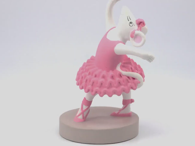 Angelina Ballerina | 360 rotation image