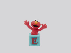360 rotation view of Sesame Street: Elmo Tonie (en Español)